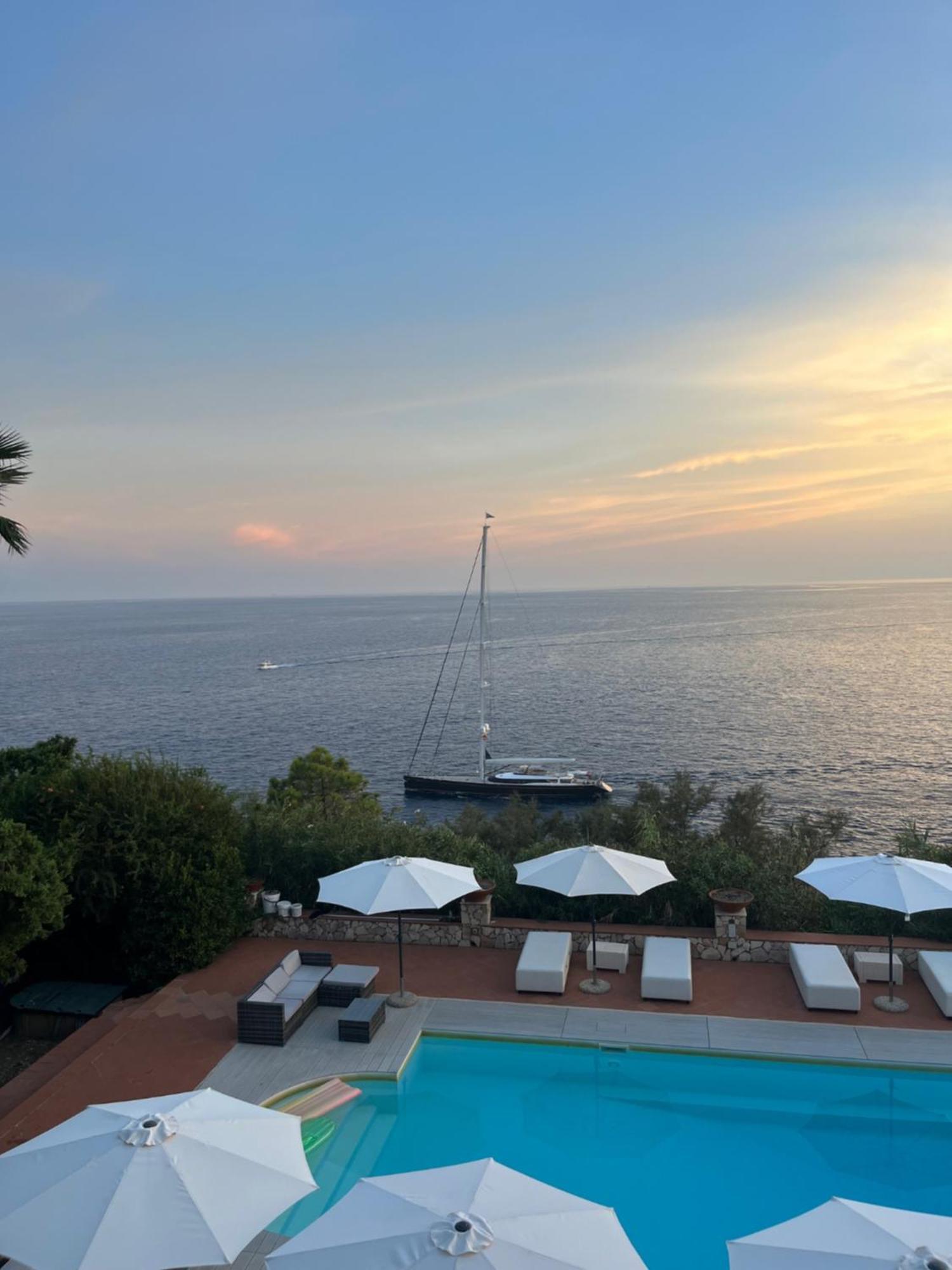 Villa Manni Procida Exteriör bild