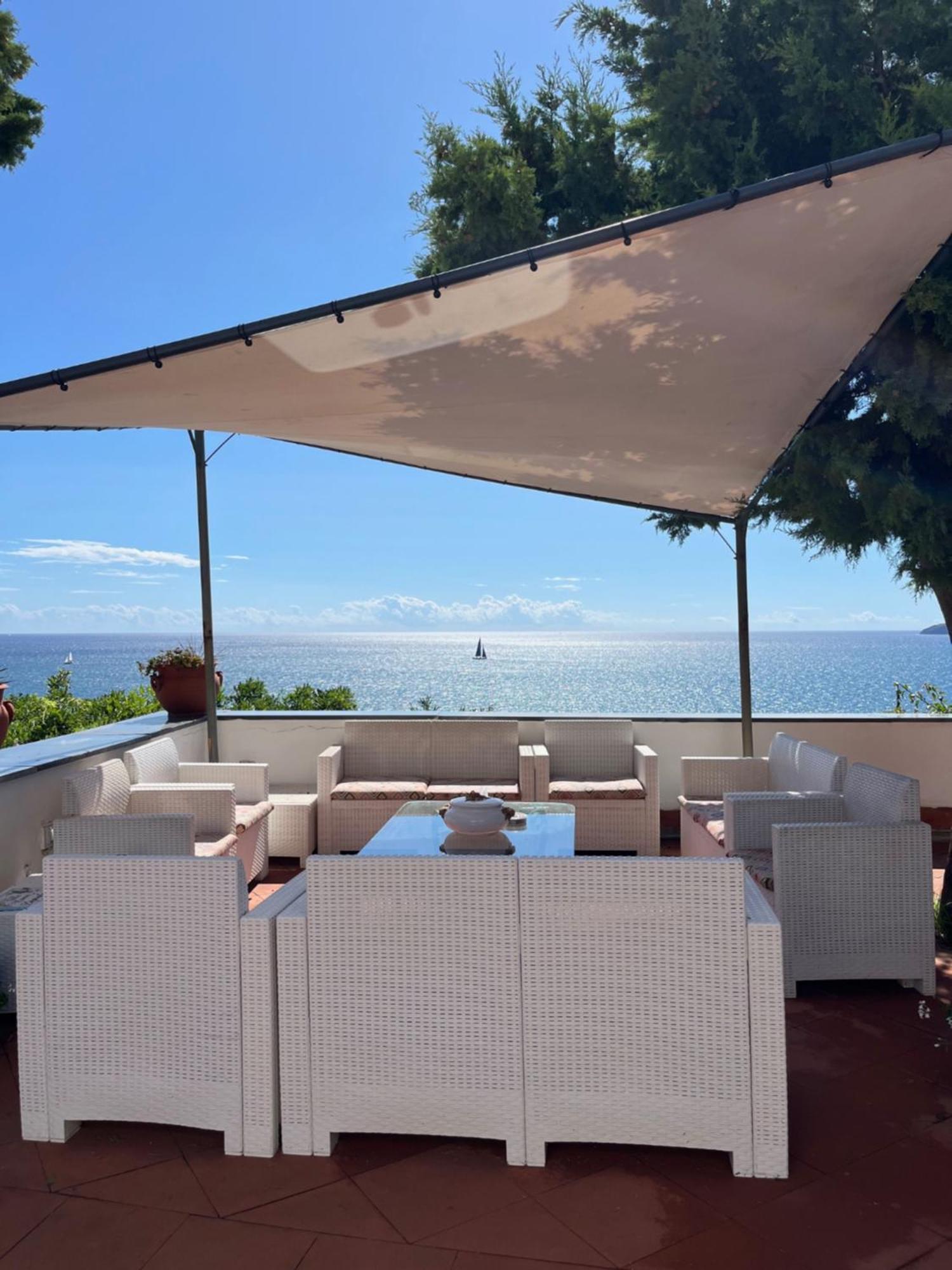Villa Manni Procida Exteriör bild